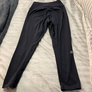 Ptula 3/4 length black leggings